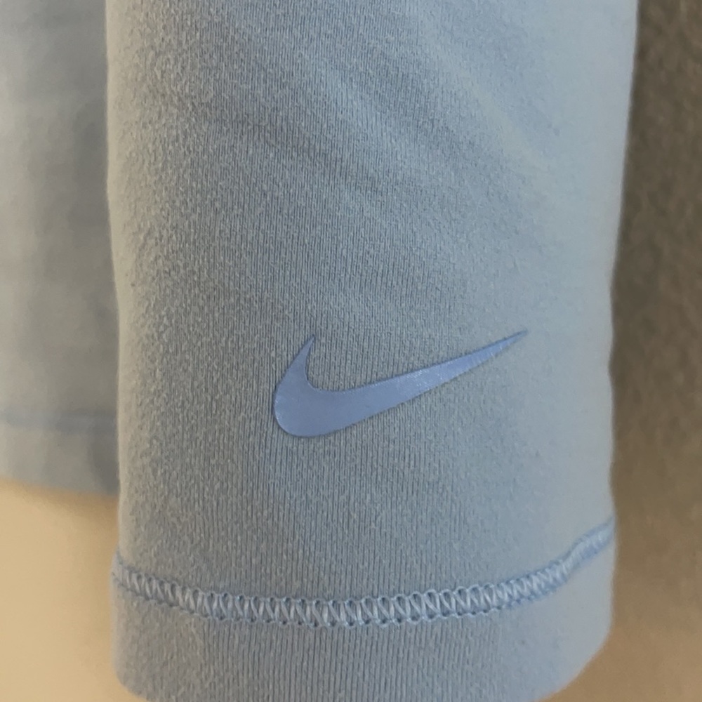 💙DRI-FIT NIKE TANK💙 - Picture 2 of 4